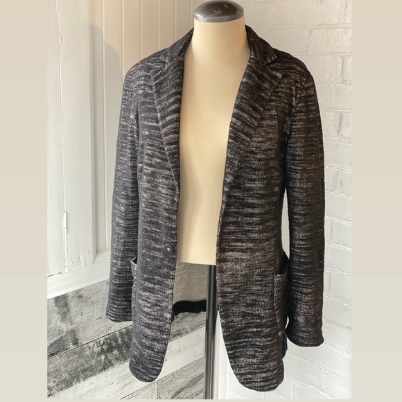 Joeffee Caoc-Canadian designer blazer - Picture 5 of 10